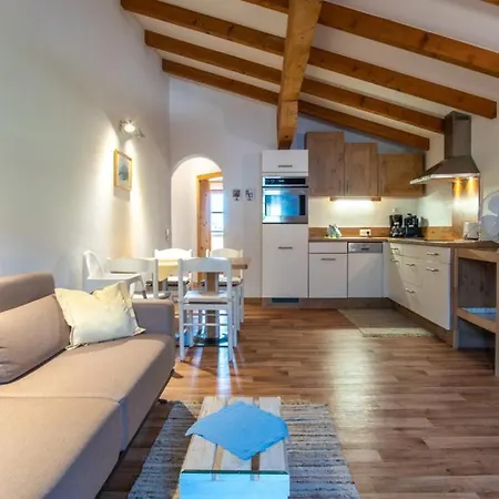 Piccolo Apartment *